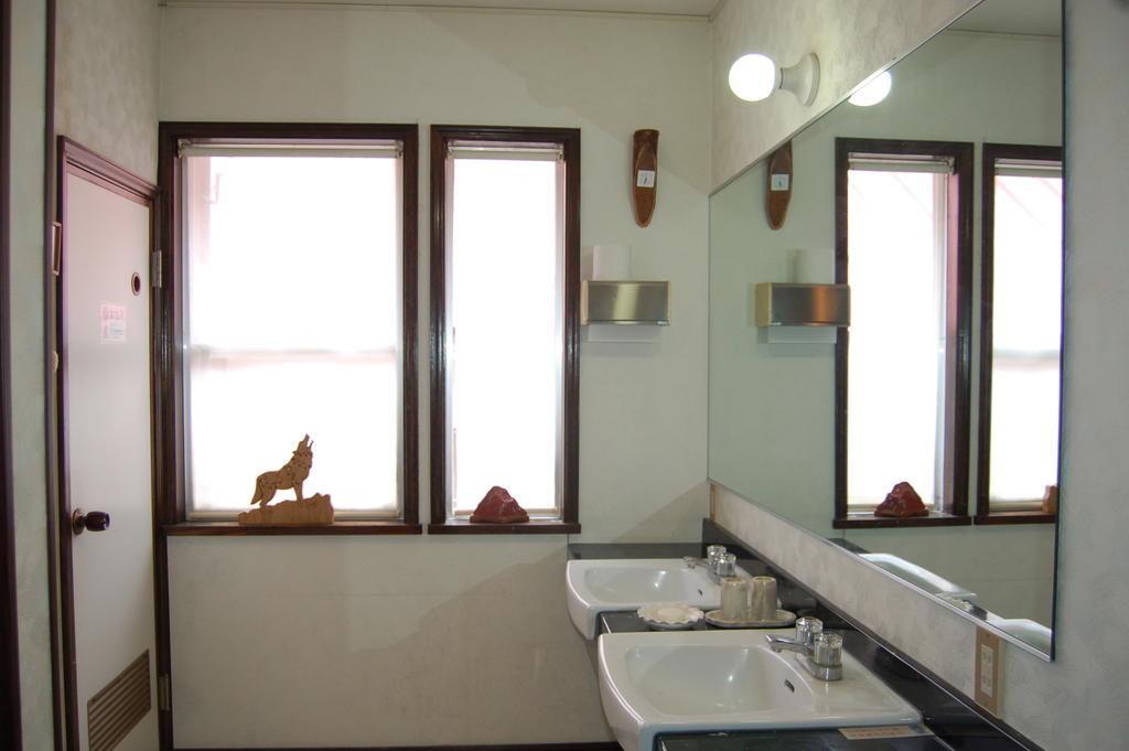 Onsen Pension Hanasakiyama Minakami Zewnętrze zdjęcie